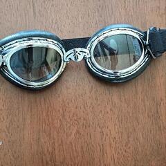 バイク用ゴーグルの画像