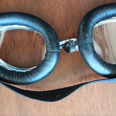 バイク用ゴーグルの画像