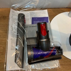 Dyson ダイソン　コードレスクリーナー　掃除機　V12 detect slim 使用期間4ヶ月ほど　美品　の画像
