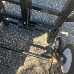 折りたたみ式　3輪 階段も登れる台車 ロープ付 の画像