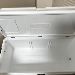 クーラーBOX（HOLIDAY WORLD）の画像
