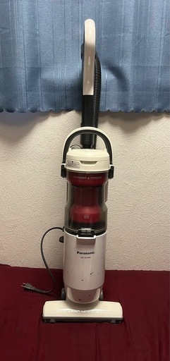 Panasonic サイクロン掃除機　2017年製