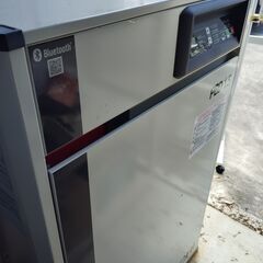 日立大型エアコンプレッサー