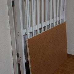 折りたたみ式ハイタイプミニベビーベッドの画像