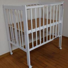 折りたたみ式ハイタイプミニベビーベッド