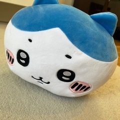 ちいかわ　ハチワレ　ぬいぐるみ