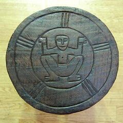 アジア調 スツール 幅27.5×奥行27.5×高さ41㎝ ダークブラウン 木彫り 丸椅子 花台 置台 イス 椅子 民族系 札幌市 清田区 平岡の画像