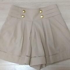 Rew de rew 美品 ショートパンツ ベージュの画像