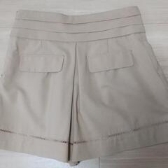 Rew de rew 美品 ショートパンツ ベージュの画像