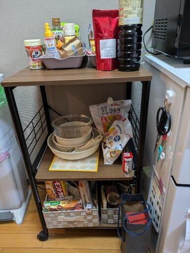 ニトリのキッチンワゴン\n
