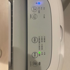 美品9/20までのお渡し】シャープ 衣類乾燥 除湿機 CV-P71-W