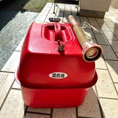 携行缶２０L 