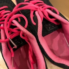 厚底 ランニングシューズの画像