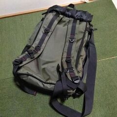 KAKA 旅行バッグ（緑）、機内持ち込みバッグの画像