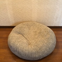 クッションソファ