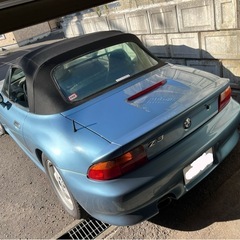 希少なMT左ハンドルのZ3ロードスターですの画像