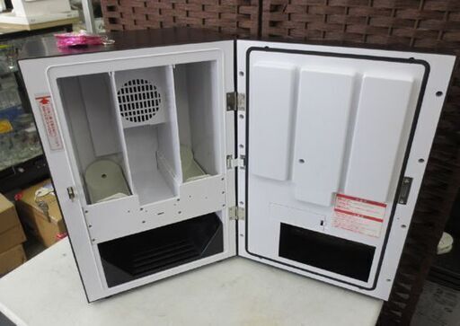 美品 自販機型保冷庫 Apice AVM-400 冷蔵庫 アピックス 350ml缶 鍵付き AC電源 ブラック 自動販売機 保冷庫 札