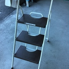 ●販売終了●踏み台　ステップ　脚立　3段 中古品