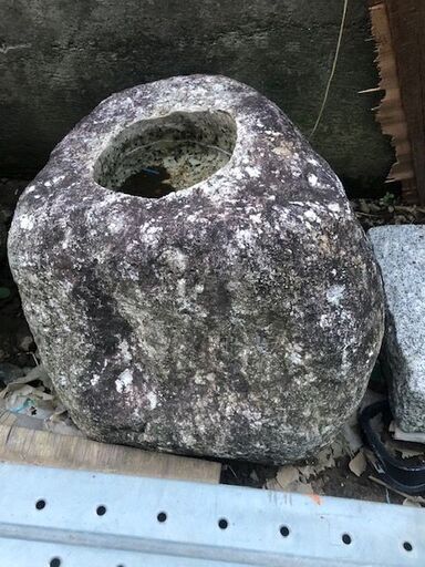 蹲（つくばい）