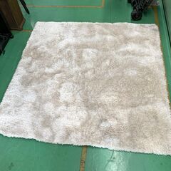 伊勢崎店【現状品】gi9-35 カーペット カステラグ 色：ライ...
