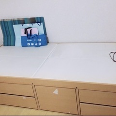 収納付き
シングルベット