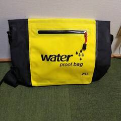 【防災グッズにも】V.for.M防水バッグ２５Ｌ軽量