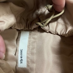 SHOO LA RUEハンドバッグの画像