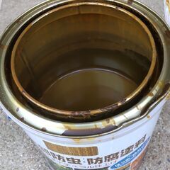 【9/16お引渡予定】無料で。ナフコの水性塗料(余り)です。の画像