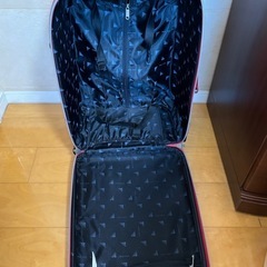 スーツケース　赤4輪の画像