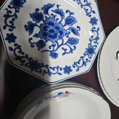 お皿 食器の画像