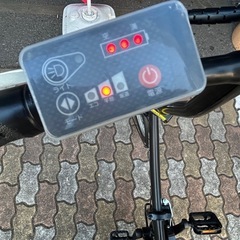 折りたたみ電動アシスト自転車の画像