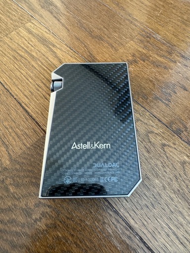 Astell&Kern AK240
