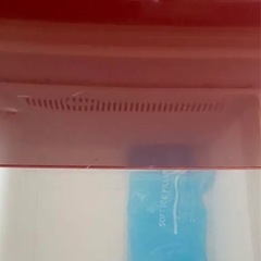 丈夫なAQUAブランド☆お洒落な落ち着きある赤☆冷蔵庫で人気のレッド☆配達可能の画像