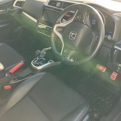 GP5フィットハイブリッド　カスタム　車検たっぷりの画像