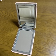 【美品】コンパクトミラー🪞の画像