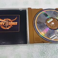 ♠　Navy Seals - Original Motion Picture Soundtrack　マイケル・ビーン＆チャーリー・シーン主演、米特殊部隊の活躍を描いたアクション映画『NAVY SEALS』のサントラ盤。ジョルジオ・モロダー印炸裂のMR.BIGによる①④、BON JOVIがカバーした②、PLANET3の美バラード⑦、リサ・ハートマンのハードポップ⑨収録。の画像