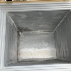 冷凍庫売ります。105リットルの画像