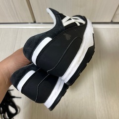 【お譲り先決定】オニツカタイガー　スニーカー　26.5cmの画像