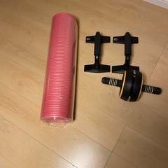 ヨガマット他
