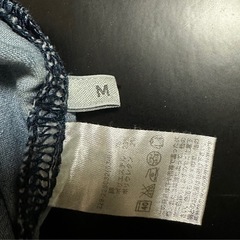 薄手のジーパン　スリム　ユニクロの画像