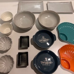 お皿各種どうぞ！