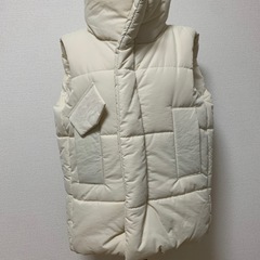 【新品未使用】ダウンベスト　韓国の画像