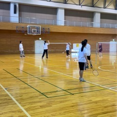 【Beeges】日曜日にバドミントンしましょう🏸