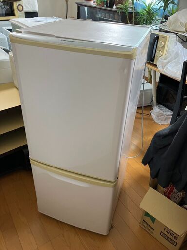パナソニック 冷凍冷蔵庫  NR-B142W-P