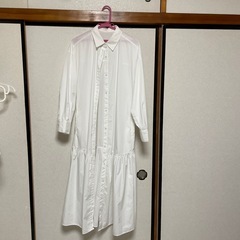 #6【1度のみ着用】白　ロングシャツ