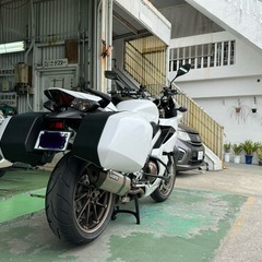 VFR800F  平成28年型　ホンダ　車検;令和7年10月　走行距離32,500キロ　大型二輪　スズキ　ヤマハ　カワサキの画像