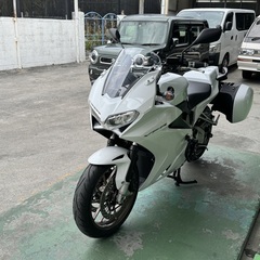 VFR800F  平成28年型　ホンダ　車検;令和7年10月　走行距離32,500キロ　大型二輪　スズキ　ヤマハ　カワサキの画像
