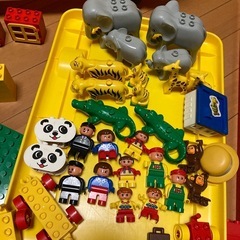レア！LEGO レゴ　デュプロ　大量ブロックセット　収納バスボックス付きの画像