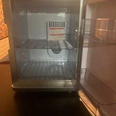 災害時にも役立つポータブル保冷温庫 シルバーの画像