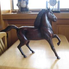馬の置物の画像